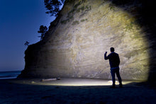 Coast HP7 Focusing 360 Lumen LED Flashlight